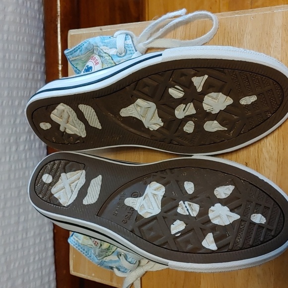 💚DINOVERSE CONVERSE SNEAKERS - Picture 6 of 9